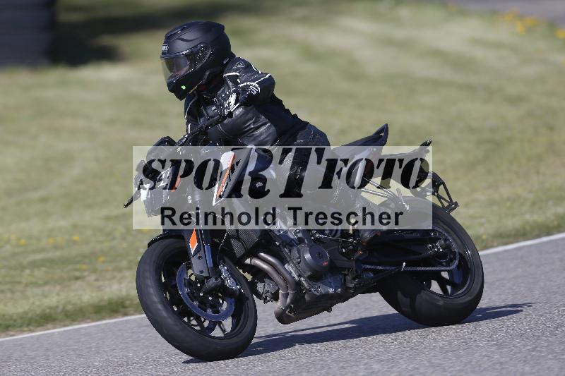 /07 09.04.2026 Cornu Master School ADR/Gruppe gruen/64